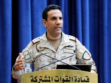 التحالف: اعتراض وتدمير صاروخين و4 مسيرات في خميس مشيط وجازان جنوب السعودية التحالف: اعتراض وتدمير صاروخين و4 مسيرات في خميس مشيط وجازان جنوب السعودية