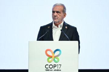 بزشكيان: لا نسعى لامتلاك سلاح نووي ومستعدون للحوار بزشكيان: لا نسعى لامتلاك سلاح نووي ومستعدون للحوار