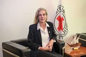 رئيسة الصليب الأحمر لـ الجريدة : شراكتنا مع الكويت استراتيجية... والمفقودون أولوية رئيسة الصليب الأحمر لـ الجريدة : شراكتنا مع الكويت استراتيجية... والمفقودون أولوية