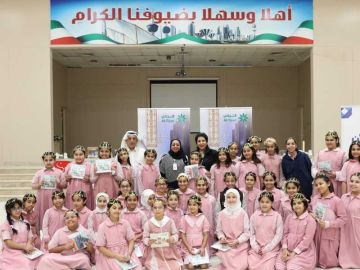 التجاري يعرف طالبات مدرسة سمية الابتدائية بتراث الكويت التجاري يعرف طالبات مدرسة سمية الابتدائية بتراث الكويت