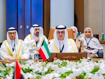 المخيزيم لاجتماع لجنة الوزراء المعنيين في المنامة: التكامل الخليجي في الكهرباء والمياه ركيزة إستراتيجية المخيزيم لاجتماع لجنة الوزراء المعنيين في المنامة: التكامل الخليجي في الكهرباء والمياه ركيزة إستراتيجية