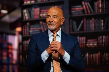 توم باراك: لا أستبعد أن تقصف الولايات المتحدة إيران آخر الأسبوع توم باراك: لا أستبعد أن تقصف الولايات المتحدة إيران آخر الأسبوع