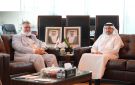 المبارك والقائم بالأعمال الأمريكي يبحثان استمرارية العمليات بالمطار