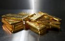 الذهب يتراجع مع تقييم الأسواق لمؤشرات أسعار الفائدة الأميركية