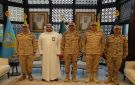 رئيس الأركان يقلد ضابطا برتبة ملازم وذلك تنفيذا للمرسوم الأميري الصادر بتوليته