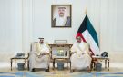 سمو ولي العهد يستقبل رئيس الوزراء والنائب الأول ووزيري الدفاع و الخارجية 