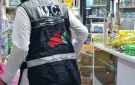  التجارة تضبط 25 ألف حبة من التبغ الممضوغ في بقالات بالعاصمة
