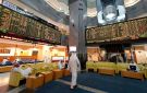 مستثمرو بورصات الخليج يوازنون بين المخاطر الجيوسياسية وتراجع مخاوف الإمدادات