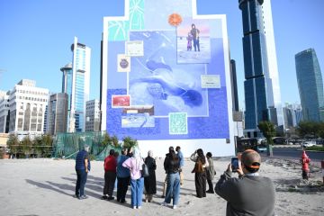 ياسين: فنان عالمي سينجز جدارية خاصة بمسرح عبدالحسين عبدالرضا ياسين: فنان عالمي سينجز جدارية خاصة بمسرح عبدالحسين عبدالرضا