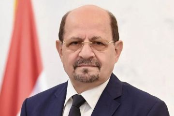 الحكومة اليمنية: إعادة ترتيب الوضع السياسي والعسكري وتوحيد القرار الوطني