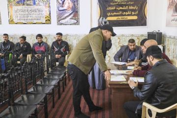 العراق يؤجل انتخاب رئيس للمرة الثانية... والمالكي يطيح سافايا العراق يؤجل انتخاب رئيس للمرة الثانية... والمالكي يطيح سافايا