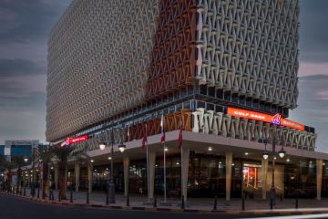  الخليج يشارك في كرنفال البيان ثنائية اللغة 