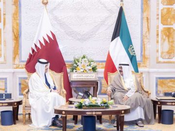 سمو الأمير يستقبل رئيس مجلس الوزراء وزير الخارجية القطري