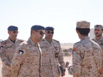 نائب رئيس الأركان يتفقد مواقع الجيش شمالي البلاد للاطلاع على سير العمل