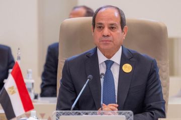 السيسي للحكومة بعد التعديل الوزاري: التطوير والإصلاح وضخ دماء جديدة السيسي للحكومة بعد التعديل الوزاري: التطوير والإصلاح وضخ دماء جديدة