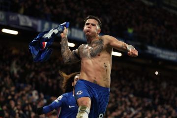 ريمونتادا مثيرة تقود تشيلسي للفوز على ويستهام في ديربي لندني بالدوري الإنجليزي ريمونتادا مثيرة تقود تشيلسي للفوز على ويستهام في ديربي لندني بالدوري الإنجليزي