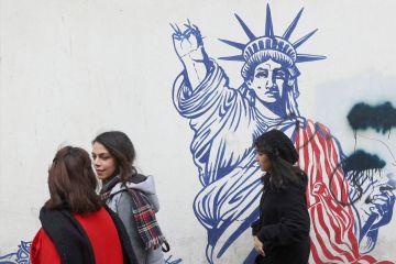 ترقب لمفاوضات مسقط... وواشنطن تمنع إسرائيل من ضربة أحادية على إيران ترقب لمفاوضات مسقط... وواشنطن تمنع إسرائيل من ضربة أحادية على إيران