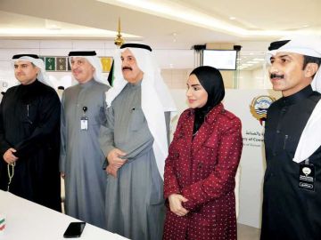 4 وزراء شهدوا معرض عز وفخر : تكريس قيم الولاء والانتماء في نفوس الأجيال