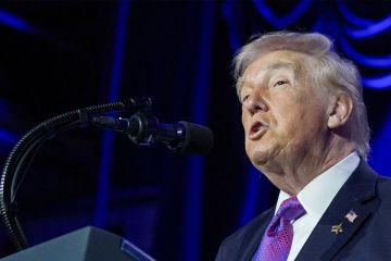 ترامب: الإيرانيون يتفاوضون معنا خشية القيام بعمل عسكري ضدهم ترامب: الإيرانيون يتفاوضون معنا خشية القيام بعمل عسكري ضدهم