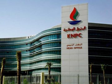  البترول الوطنية : ليس هناك ما يدعو للقلق أو التدافع على محطات الوقود