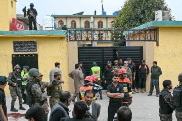 الكويت تستنكر تفجير مسجد في باكستان الكويت تستنكر تفجير مسجد في باكستان