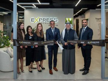  علي عبدالوهاب تعيد إفتتاح معرض مطابخ إكسبرس في الضجيج