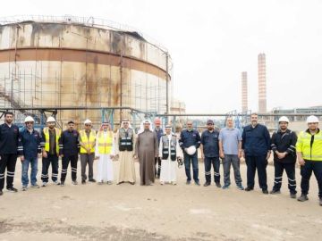 سمو رئيس الوزراء يتفقد محطة الصبية لتوليد القوى الكهربائية وتقطير المياه