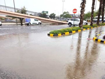 موجة الأمطار.. استنفار وإغلاق طرق وتجمعات مياه