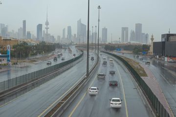  الأرصاد : فرص لهطول أمطار متفرقة بدءا من مساء اليوم وحتى الاثنين