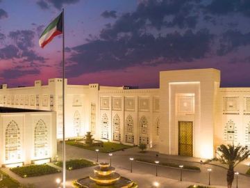 الخارجية : الكويت تحتفظ بحقها الأصيل في الدفاع عن النفس لحماية أراضيها الخارجية : الكويت تحتفظ بحقها الأصيل في الدفاع عن النفس لحماية أراضيها