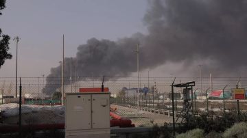 تقارير عن هجوم إيراني على الإمارات والكويت تقارير عن هجوم إيراني على الإمارات والكويت