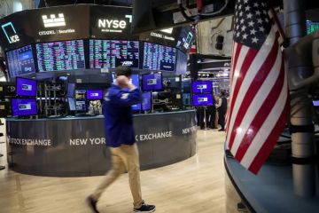 خسائر أسبوعية لـ وول ستريت تحت ضغط بيانات الوظائف