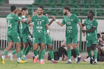 مرموق يثير أزمة في العربي برفضه الرحيل!