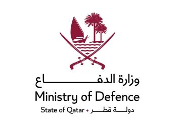 قطر: سقوط مروحية في المياه الإقليمية إثر عطل فني والبحث جار عن طاقمها