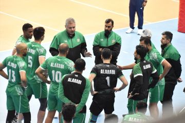 مغادرة الجهاز الفني لطائرة الأخضر والمحترف إسلام مغادرة الجهاز الفني لطائرة الأخضر والمحترف إسلام