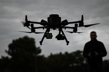 الإمارات تعلن حظر تام لتشغيل الطائرات بدون طيار