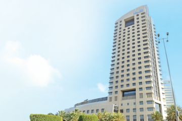  الملا تسهم بمليون دينار لدعم جهود ترميم وإصلاح مبنى التأمينات 