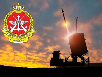  الدفاع : الدفاعات الجوية تصدت لهجوم صاروخي اخترق أجواء البلاد