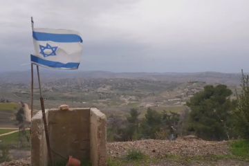 ضربات تصيب الضاحية الجنوبية لبيروت.. بعد إطلاق مقذوفات من لبنان باتجاه شمال الأراضي المحتلة ضربات تصيب الضاحية الجنوبية لبيروت.. بعد إطلاق مقذوفات من لبنان باتجاه شمال الأراضي المحتلة