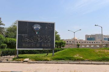  الصحة : إصابة اثنين من الطوارئ الطبية إثر سقوط شظايا على أحد مراكز الإسعاف