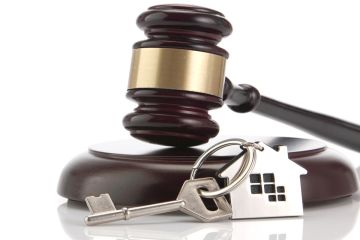 6.74 ملايين دينار حصيلة بيع 12 عقارا في مزادات العدل 