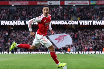 إصابة ساليبا تبعده عن معسكر فرنسا الودي إصابة ساليبا تبعده عن معسكر فرنسا الودي