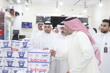 محافظ العاصمة يتابع العمل بفرع التموين في الصليبيخات