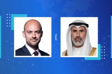 وزير الخارجية ونظيره الفرنسي بحثا التصعيد العسكري في المنطقة