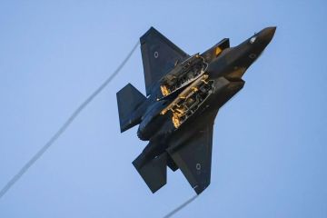 50 مقاتلة إسرائيلية تقصف ملجأ عسكريا خاصا بخامنئي وسط طهران