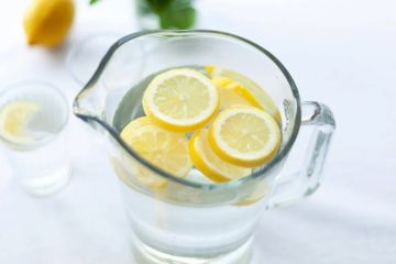 الهنود يستبدلون بالشاي ماء الليمون