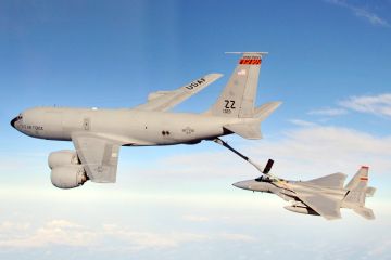 الجيش الأميركي يعلن تحطم طائرة تزويد وقود في غرب العراق