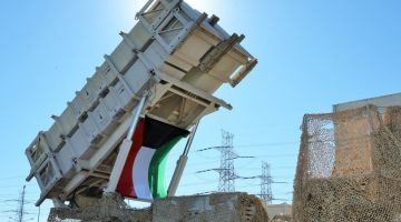 الجيش الكويتي: الدفاعات الجوية تصدت لهجوم صاروخي اخترق أجواء البلاد