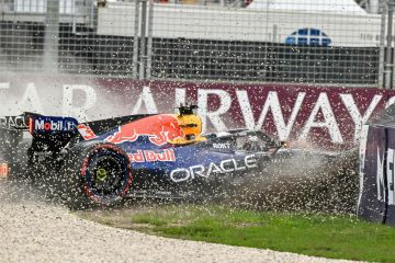 فيرستابن يتعرض لحادث في أول لفة بالتجارب