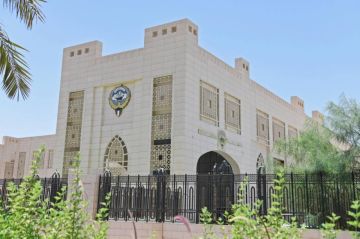 الكويت تدين الهجمات الإيرانية على الإمارات